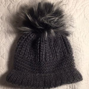 Grey Bennie